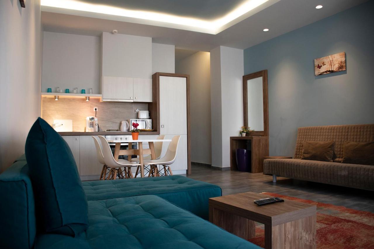 Alissachni Luxury Apartments Derveni Exterior photo